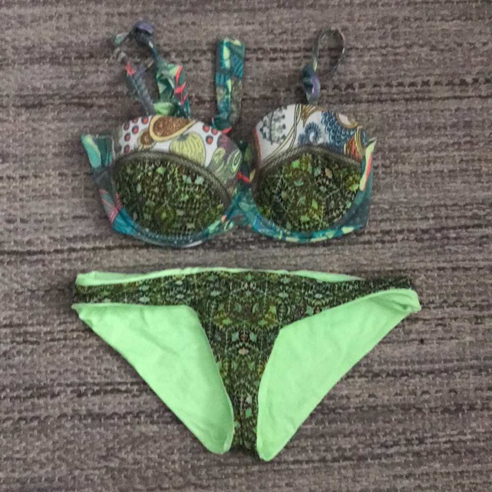 Maaji swim suit.  Size large. EUC